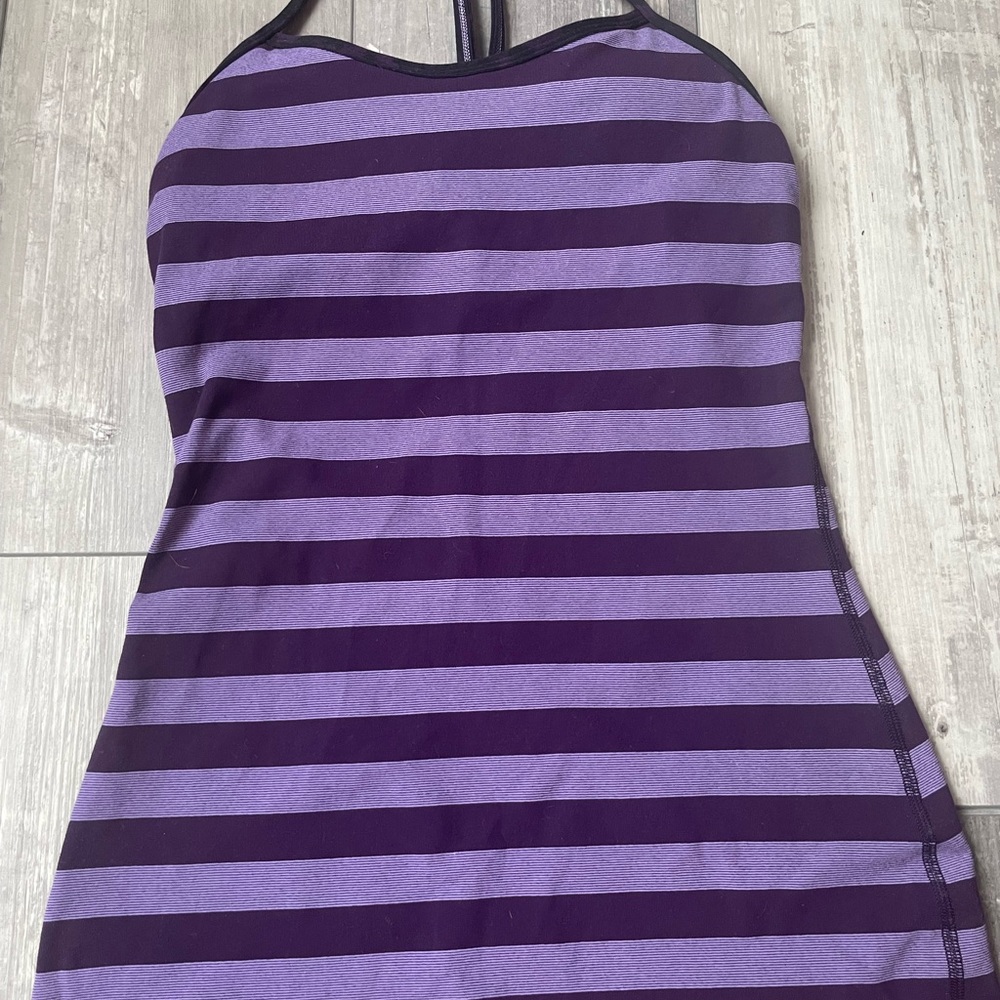 lululemon size 4 striped purple tank top with padded built in bra